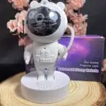 Нічник проектор зоряного неба Космонавт з пультом Astronaut Star Galaxy Projector Light
