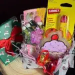 Новорічний дитячий подарунковий набір МК Cosmetics