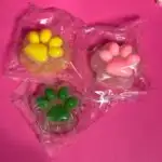 Сквіш ( антистрес ) Таба лапка котика МК Cosmetics Неонова